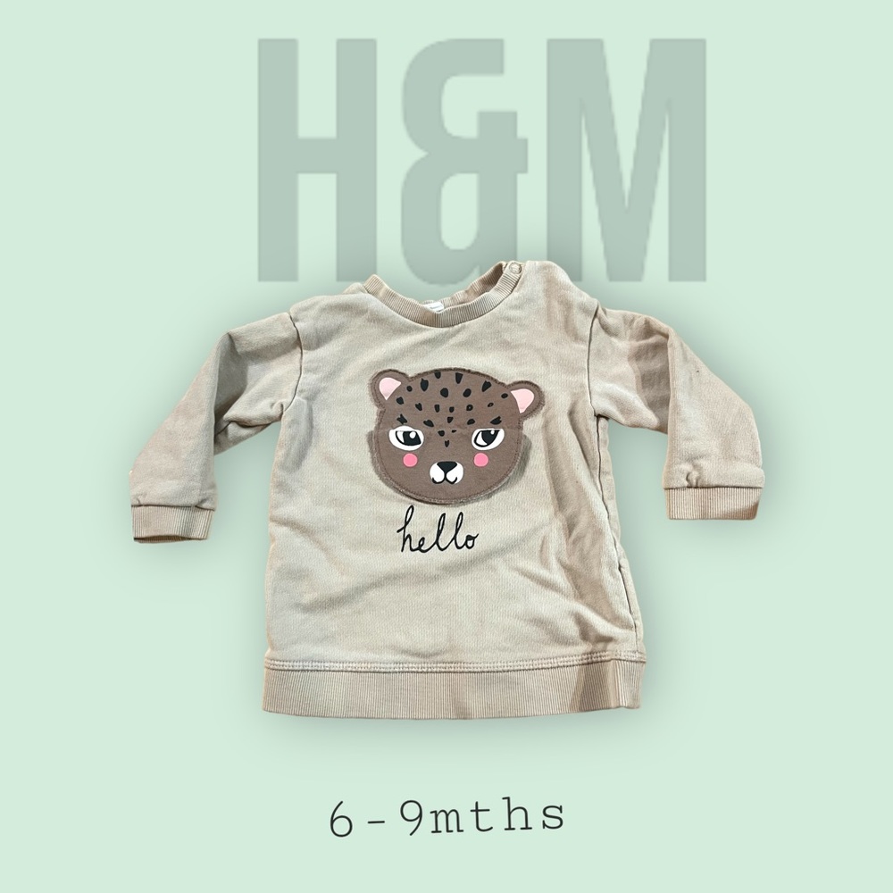 H&M interactive little animal sweatshirt top